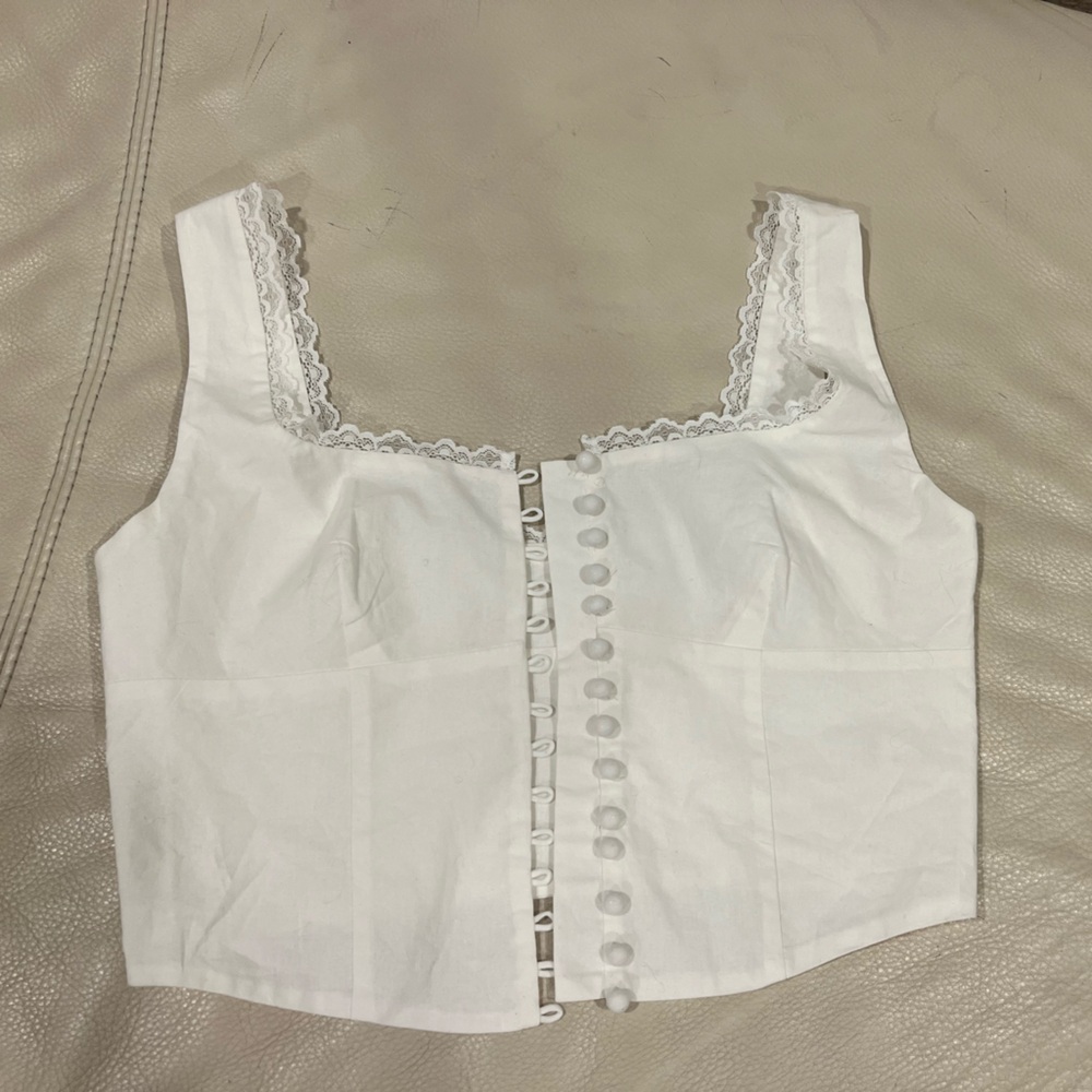 White commence lace trimmed button up tank
